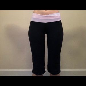Xs lululemon capris work out pants!
